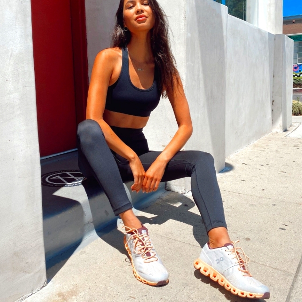 On Cloud running sneakers